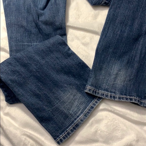 Jeans - Picture 9 of 10